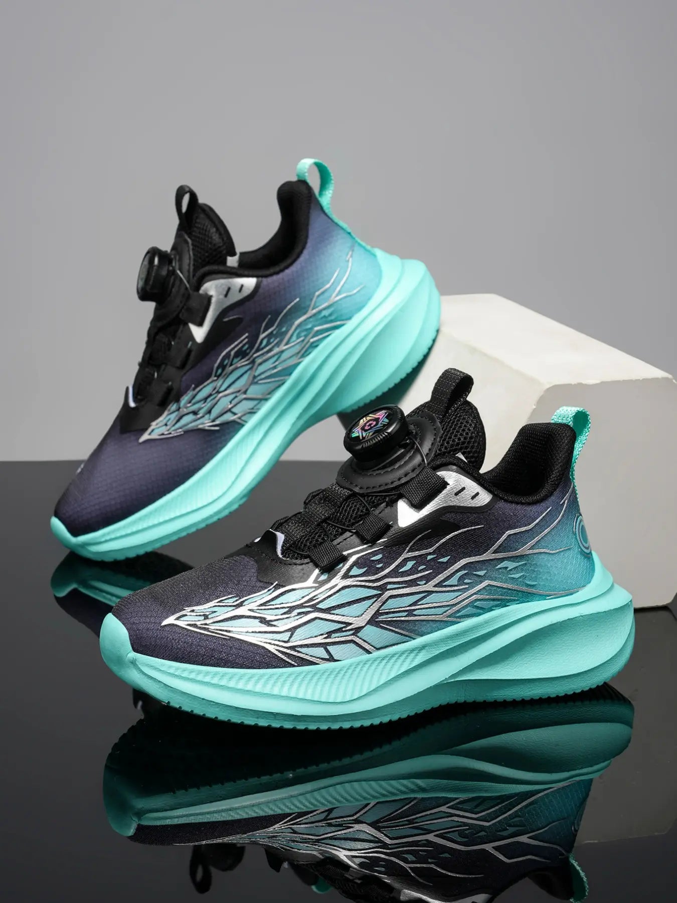 Comfortable Sporty Shoes for Boys and Girls, Athletic Shoes, Breathable Mesh Running Sneakers, Lightweight Tennis Shoes for Teens, Youth Shoes, All-Season Daily Wear, Runner Shoe