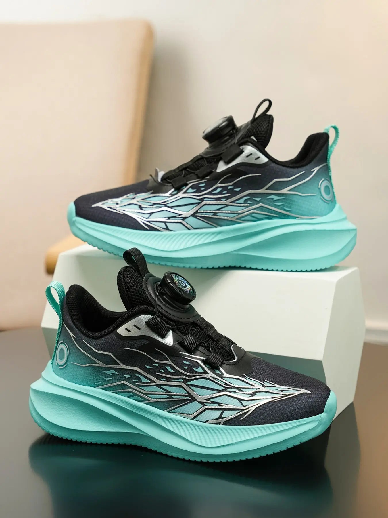 Comfortable Sporty Shoes for Boys and Girls, Athletic Shoes, Breathable Mesh Running Sneakers, Lightweight Tennis Shoes for Teens, Youth Shoes, All-Season Daily Wear, Runner Shoe