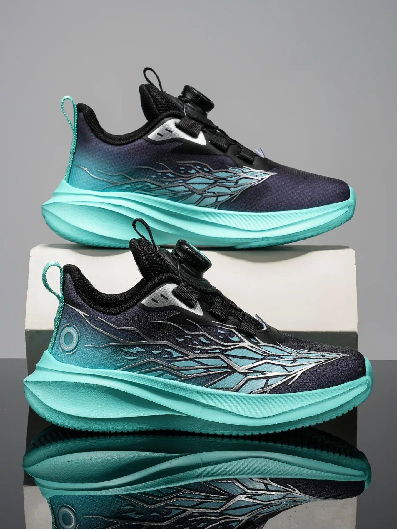 Comfortable Sporty Shoes for Boys and Girls, Athletic Shoes, Breathable Mesh Running Sneakers, Lightweight Tennis Shoes for Teens, Youth Shoes, All-Season Daily Wear, Runner Shoe